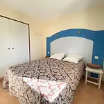 2 Pieces Avec Terrasse, Parking, Piscines - A 300m De La A - Fr-1-245-18 Apartment *