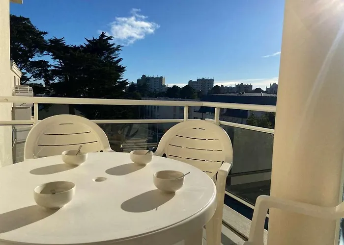Appartement T2 Avec Piscine A 300m De La - 3 Couchages, Parking Et Balcon Meuble - Fr-1-245-34