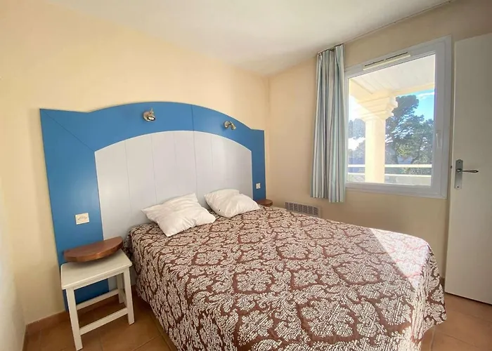 Appartement T2 Avec Piscine A 300m De La - 3 Couchages, Parking Et Balcon Meuble - Fr-1-245-34